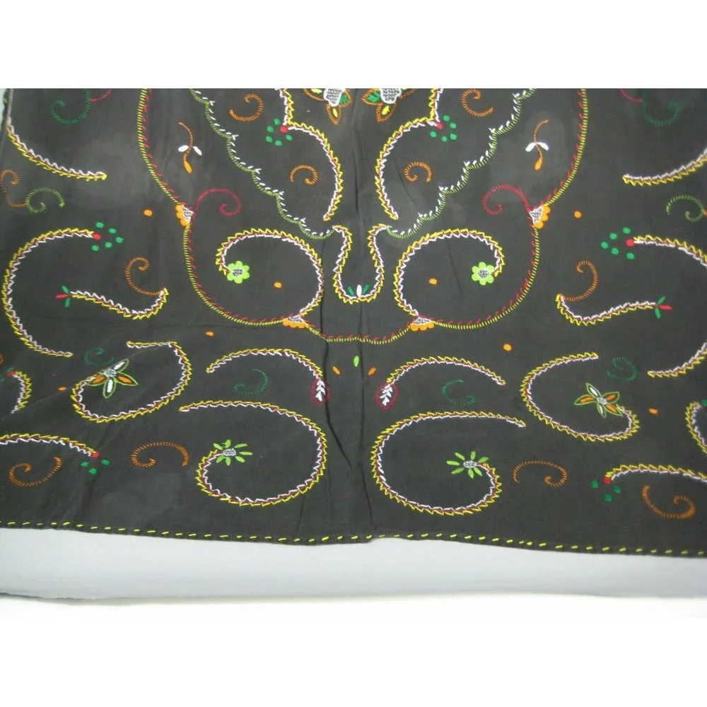 Tablecloth Napkin Set 16 Black Stitching Flowers Floral Cotton 72 x 53 In Stain